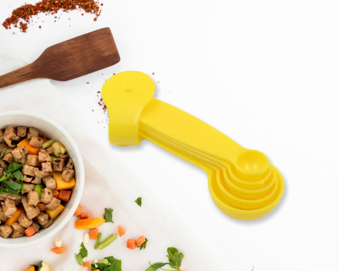 Plastic measuring spoons for kitchen use
