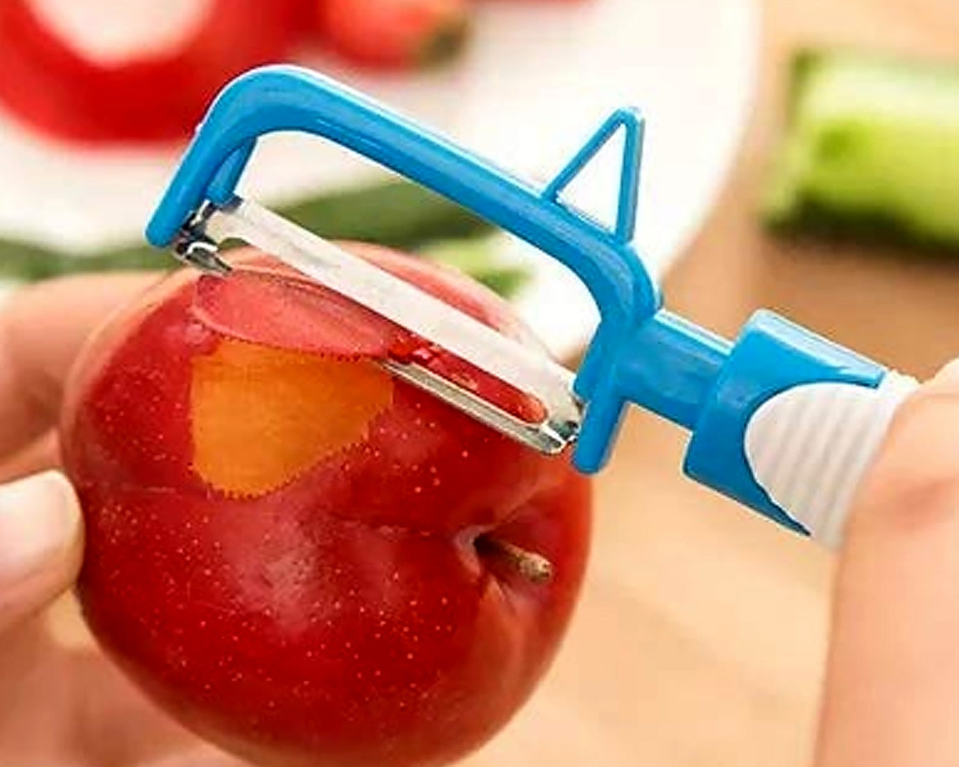 Vegetable Fruit Peelers Slicer & Bottle Opener, Kitchen Peeler For Veggie Fruit Potato Carrot, Bottle Opener With Plastic Handle Bottle Openers Wine Bottle Opener Cold Drink Bottle Opener (2Pc)