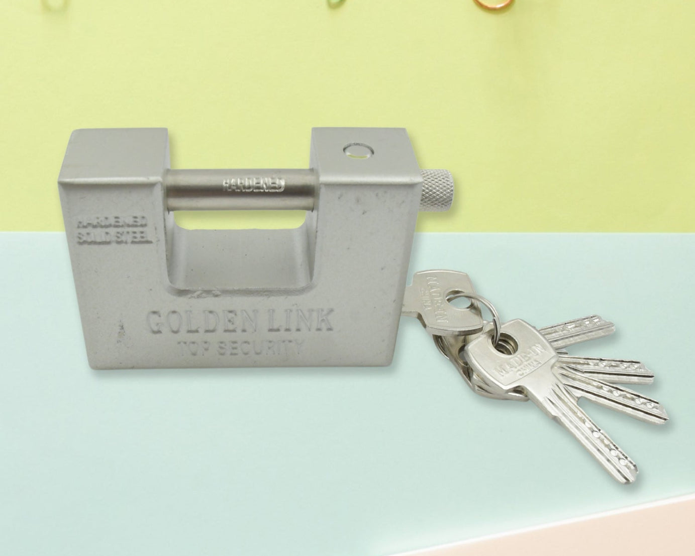 94mm Stainless Steel Padlock: Rectangular, Hardened Steel, 5 Keys