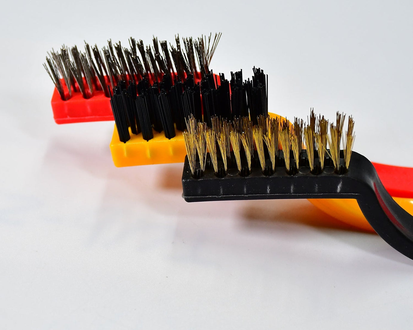 3-Piece Mini Wire Brush Set: Tackle Tough Cleaning Jobs (Multi-Material)