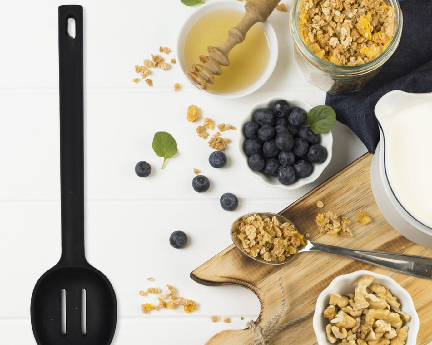 Premium silicone spoon