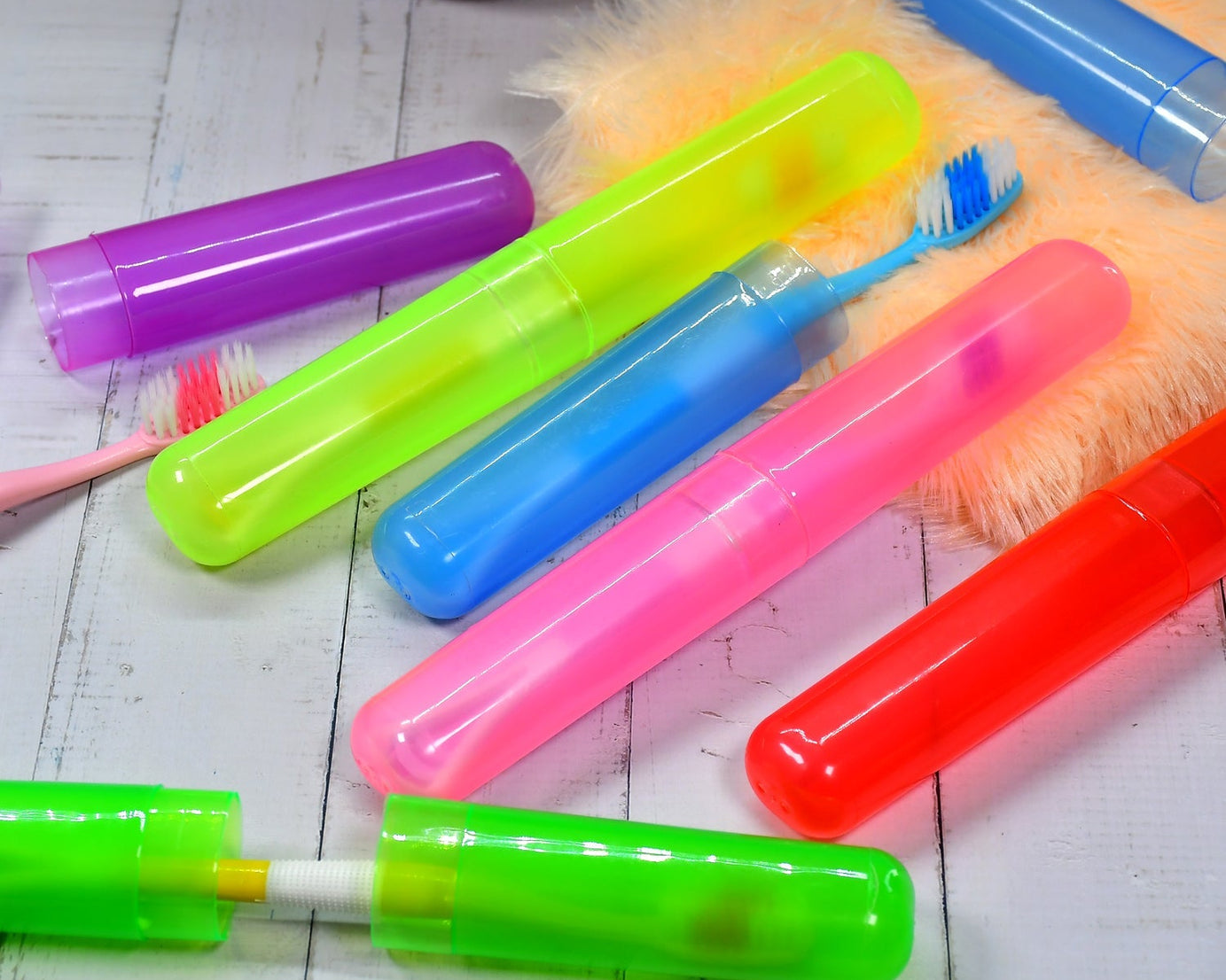 Toothbrush travel covers, 6-piece anti-bacterial set