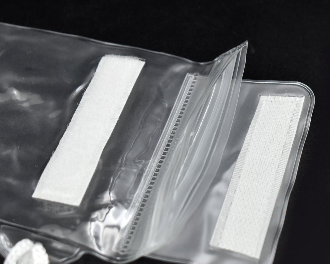 Phone pouch with waterproof protection for 6.2-inch devices.