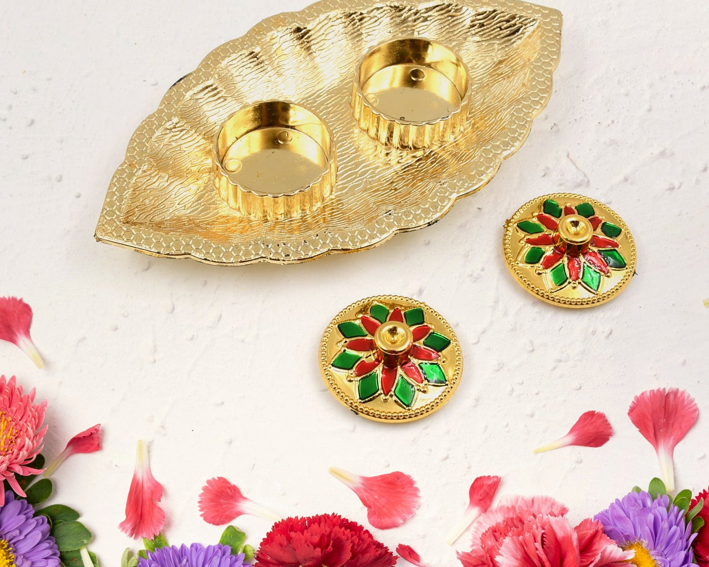 Leaf Shape Special Puja Thali (1 Pc / Mix Design)