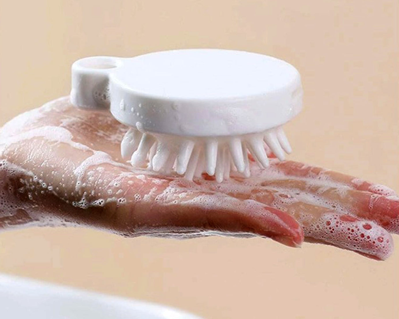 Comb Scalp Massage Brush, Hair brush, Hair Comb, Shower Brush, Bath Massage Brush, Small Portable Brush Washable Massage Comb Bath Shampoo Massages Effectively Remove Loose Short Hair