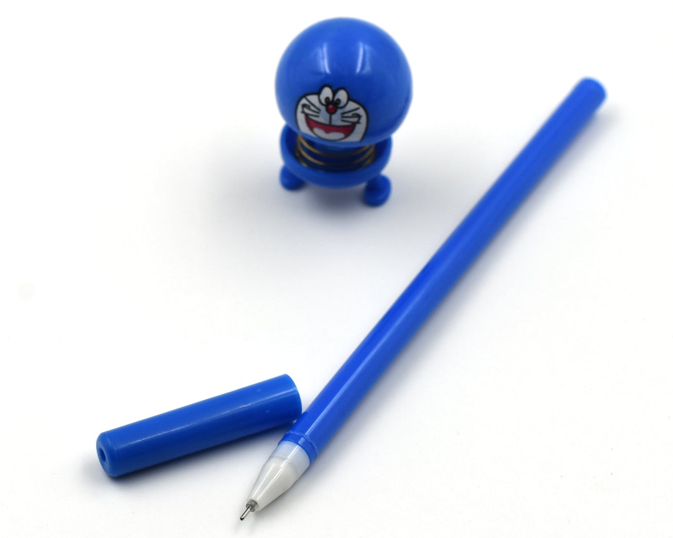 Bright and cheerful emoji pen and pencil set for children’s use