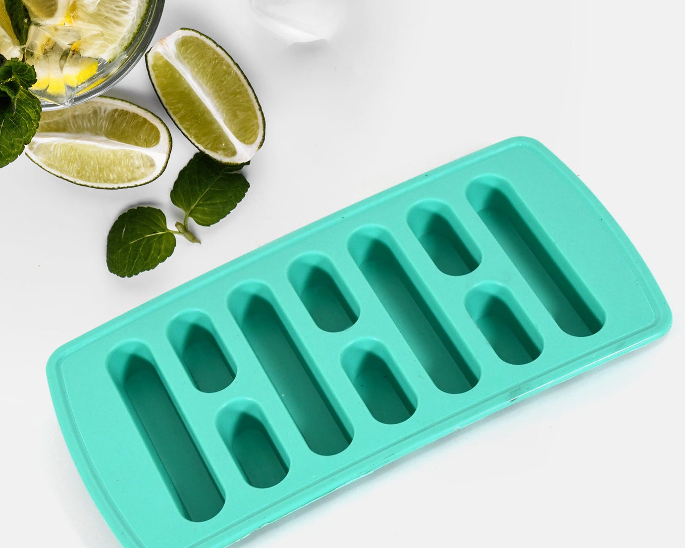 1 Pc Fancy Ice Tray, Used Widely In All Kinds Of Household Places While Making Ices And All Purposes