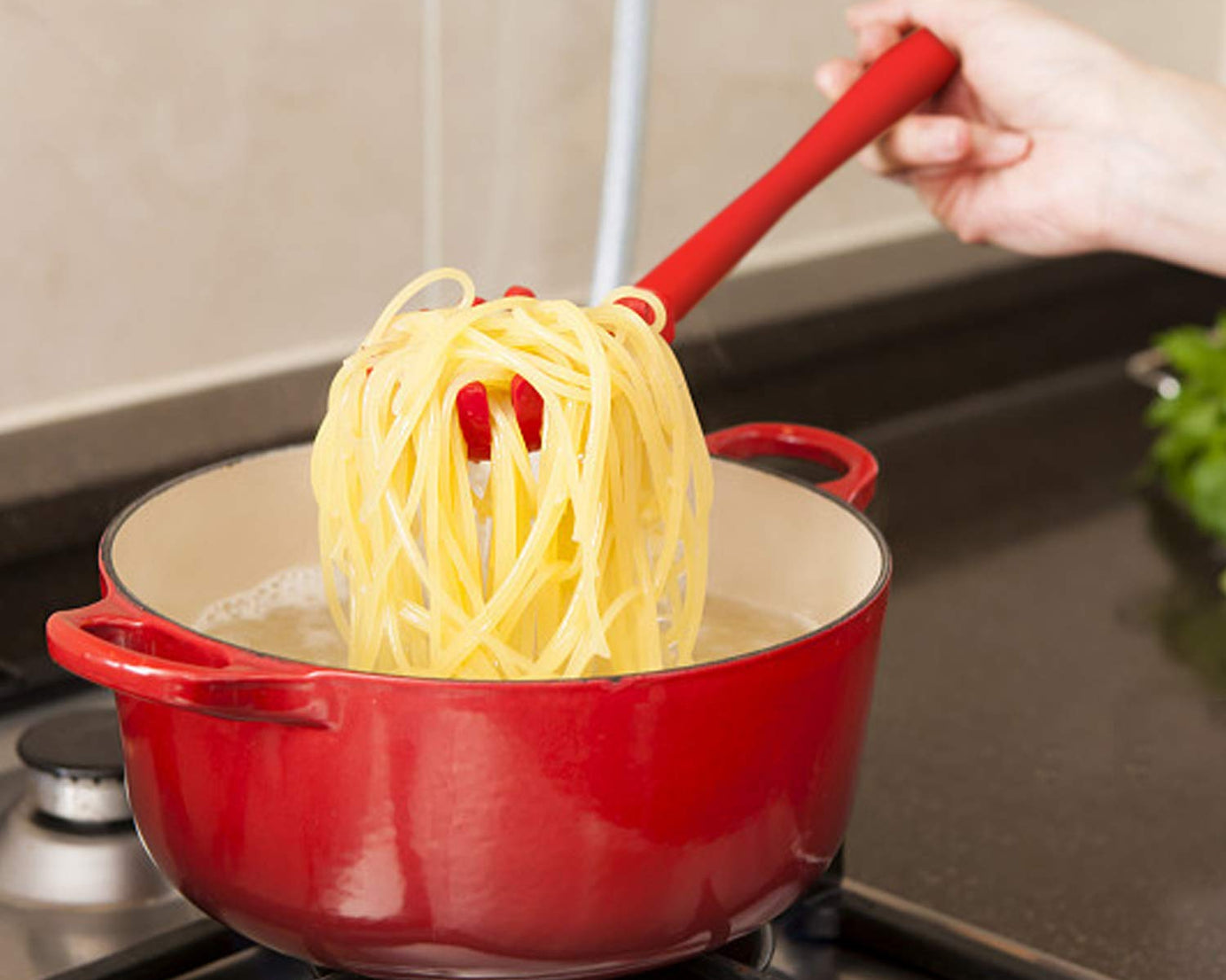 Silicone pasta fork for cooking