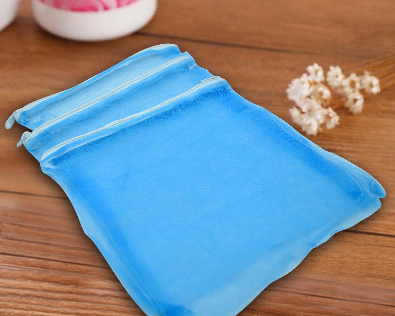 Multicolour fridge bags with secure zip net closure