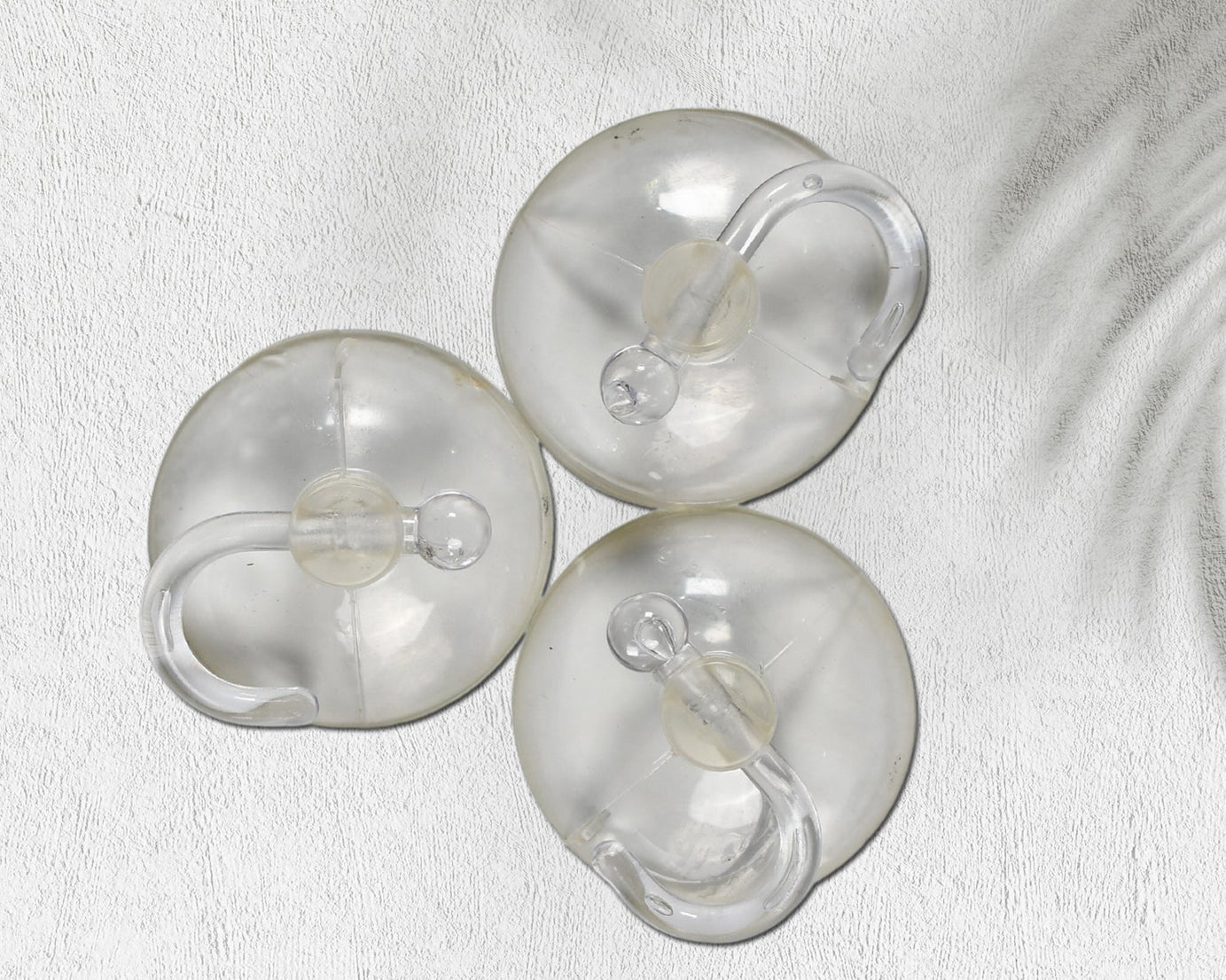 Transparent suction cup hooks for bathroom and kitchen