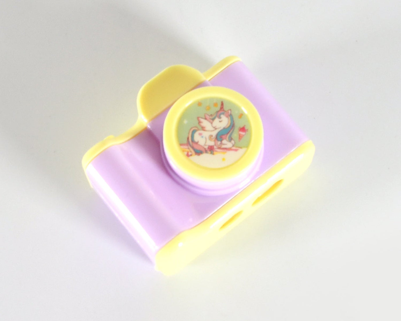 Camera Shape Pencil Sharpener | Simple Student Office Sharpener | Fashionable and Convenient, Lightweight Manual Sharpener for Kids Boys Girls Birthday Return Gifts (1 Pc)