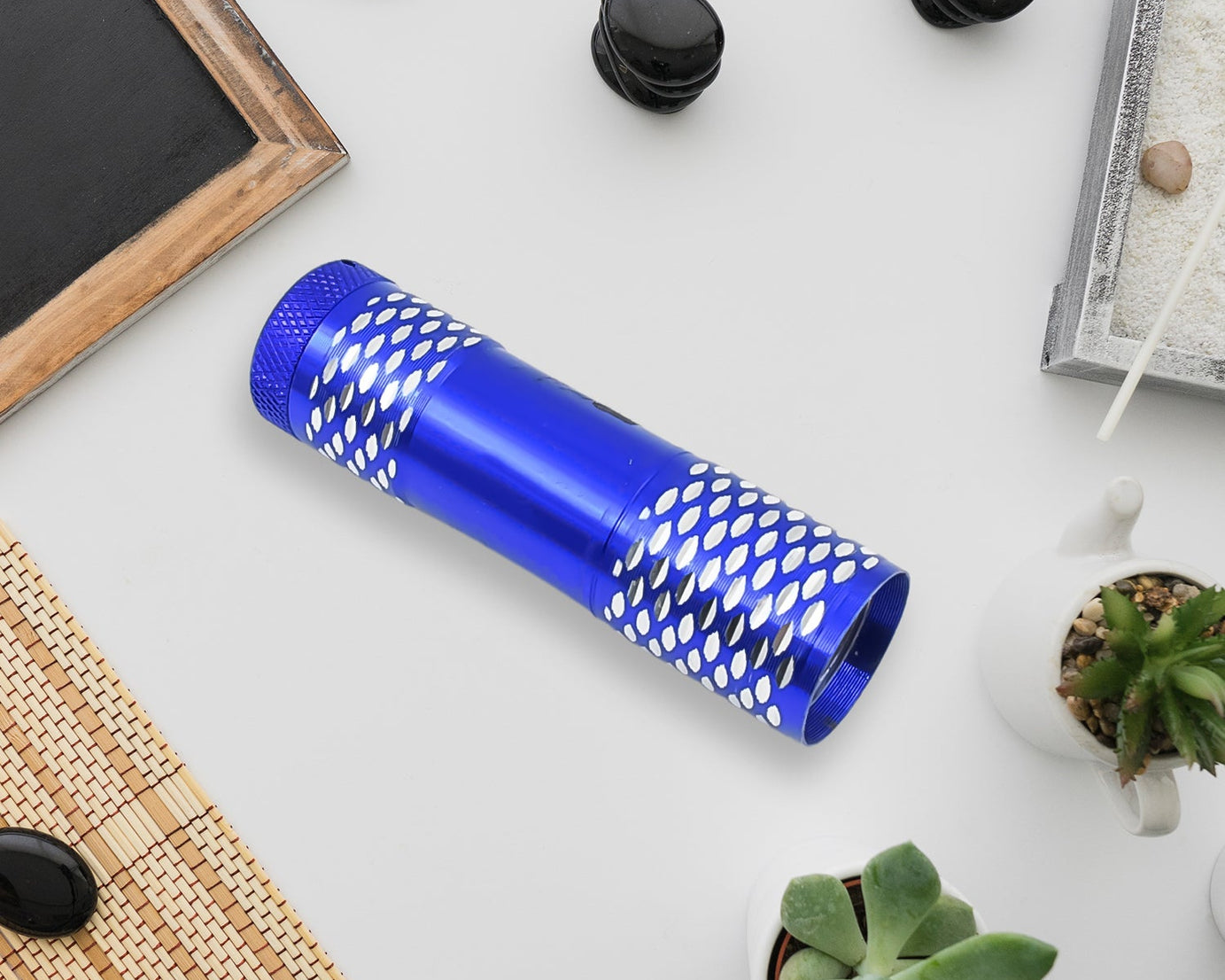 Portable Mini Torch, Super-Bright Mini 9 LED Bulb Pocket Torches - Torch Flashlight for Camping, Hiking, DIY, Travelling, Outdoors and More 3 Battery operated (Battery not included / 1 pc / Mix Color)