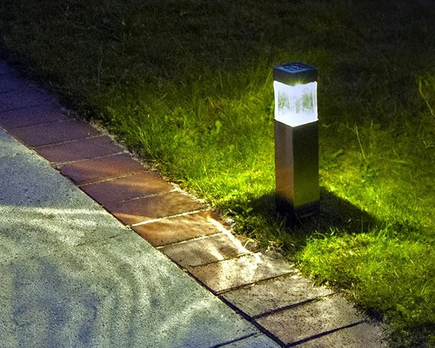 Big Garden Solar Light, Outdoor Garden Park Driveway Light (1 Pc)