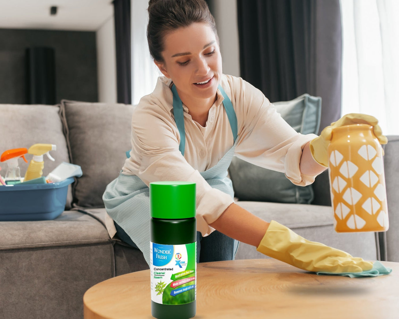 Mop cleaner liquid with disinfectant and insect repellent features