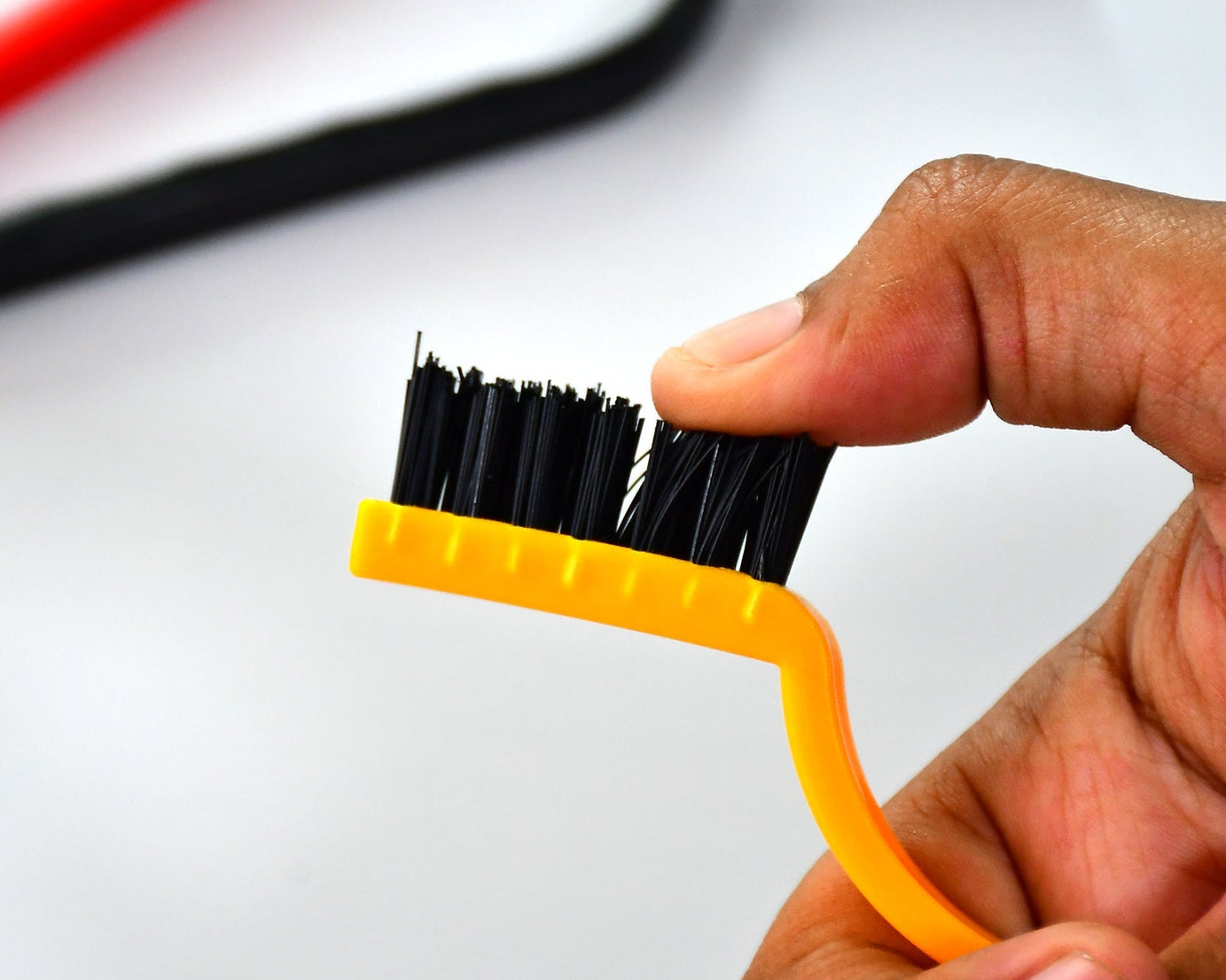 3-Piece Mini Wire Brush Set: Tackle Tough Cleaning Jobs (Multi-Material)