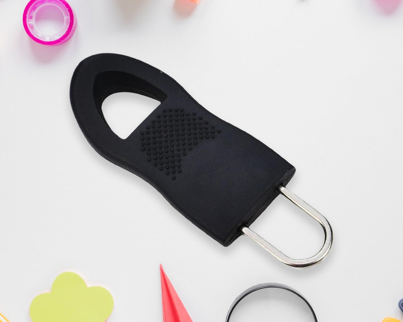Zipper Pull Tab Zipper Tags Cord Pulls Zipper Extension Zip Fixer for Luggage Suitcase Backpack Jacket Bags Style Metal Zipper Head Zip Fixer Tags Handbag Backpack Plastic (1 Pc)