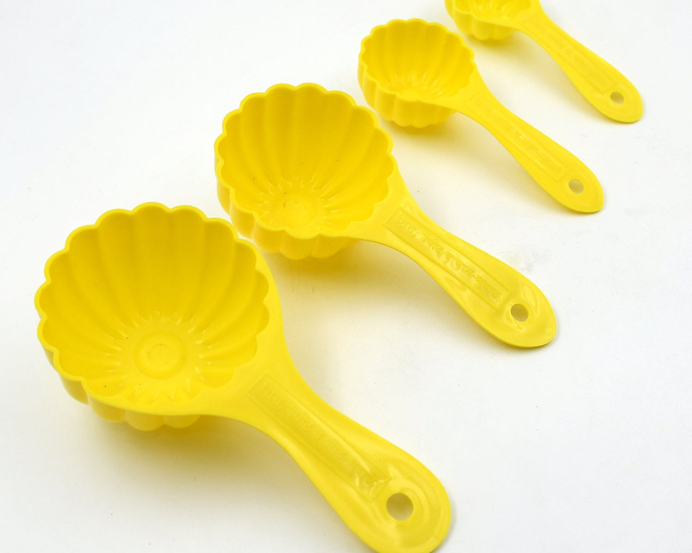 Plastic Kitchen Tool Mould / Ladoo Mould Spoon Ladoo Making Spoon Set for Kitchen Multipurpose, Plastic Ladoo Mold For Making Different Variety of Ladoo (4 Pcs Set)