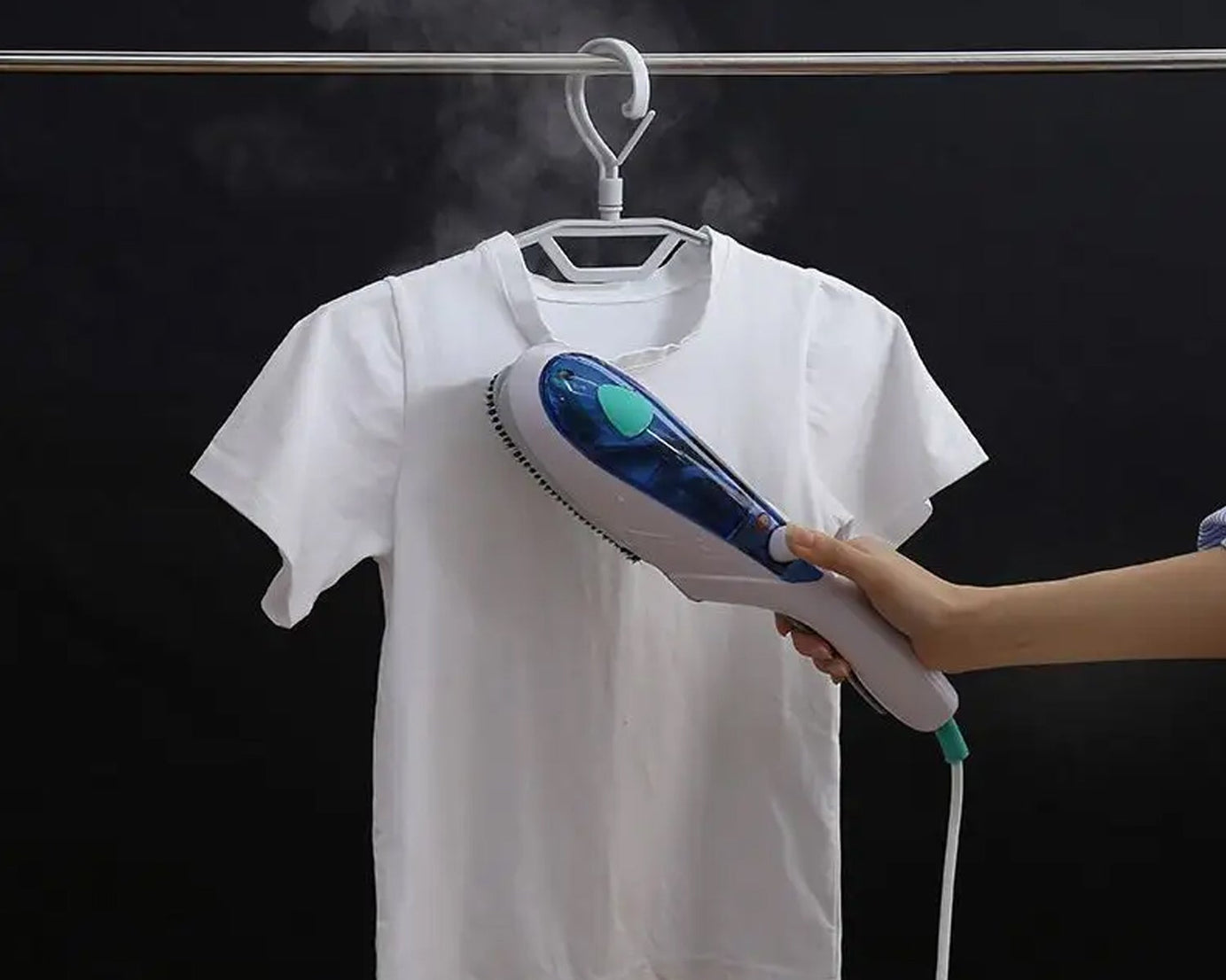 Portable ironing machine,1 Set Steam Iron Hand Held Crease Removal Portable Ironing Clothes ABS Brush Plush Toy Garment Steamer for Home Steam Iron, for Clothes, Travel Steamer