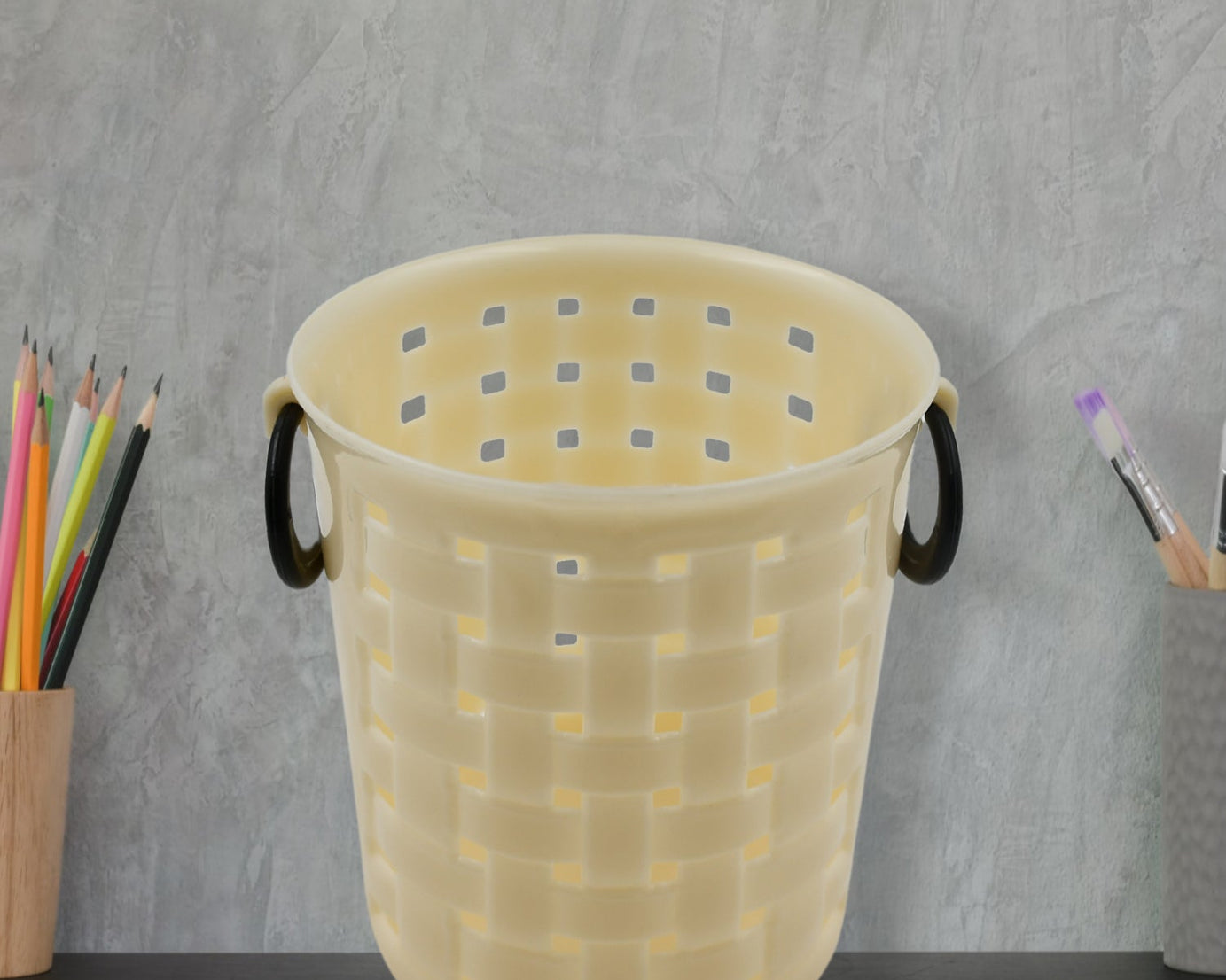 17557 Multifunctional Plastic Round Multi-Purpose Toothpaste Stationary Pen Pencil Holder, Mini Desk Office Desktop Stationery Organizer Bathroom Shelves for Adults  (1 Pc)