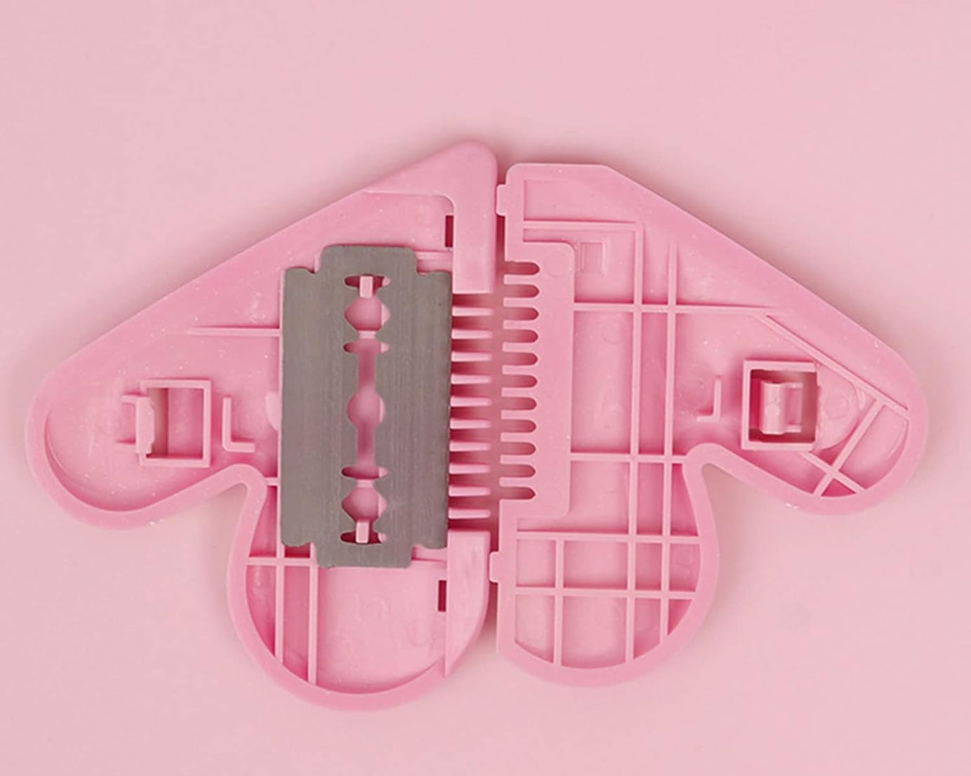 Heart Shape Plastic Hair Cutting Scissors for Baby Girls Lightweight Portable Hair Thinning Double‑Edge Stainless Steel Convenient for Hair Cutting for Hair Thinning (1 Pc )