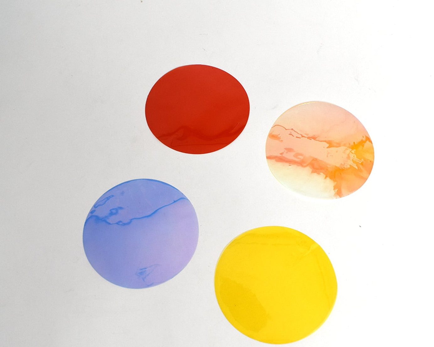 Sunset lamp with LED light, four colors, various angles and views.