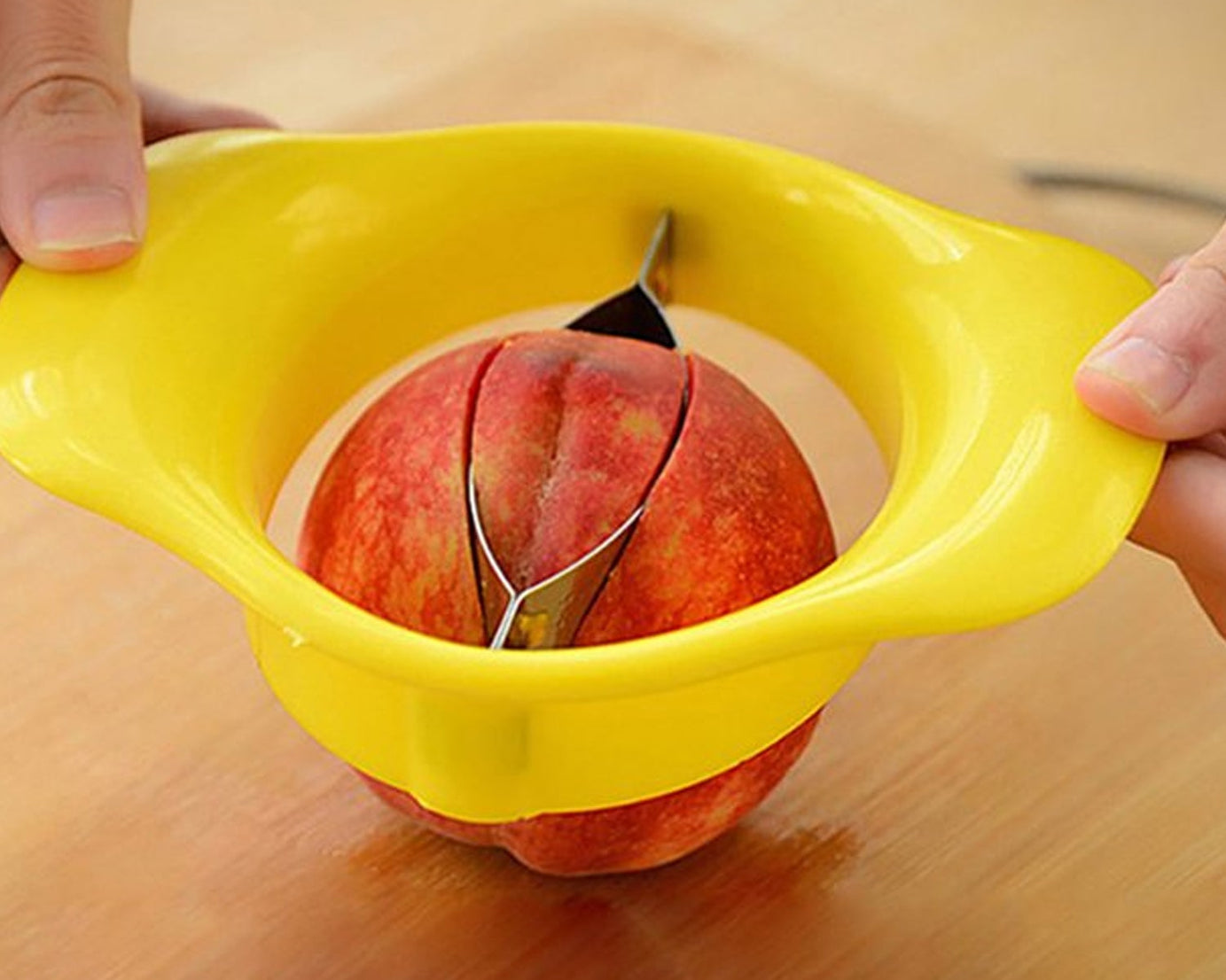 Mango cutter with stainless steel blade for easy slicing