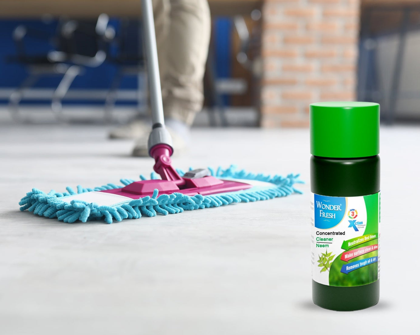 Disinfectant mop cleaner liquid with insect repellent properties