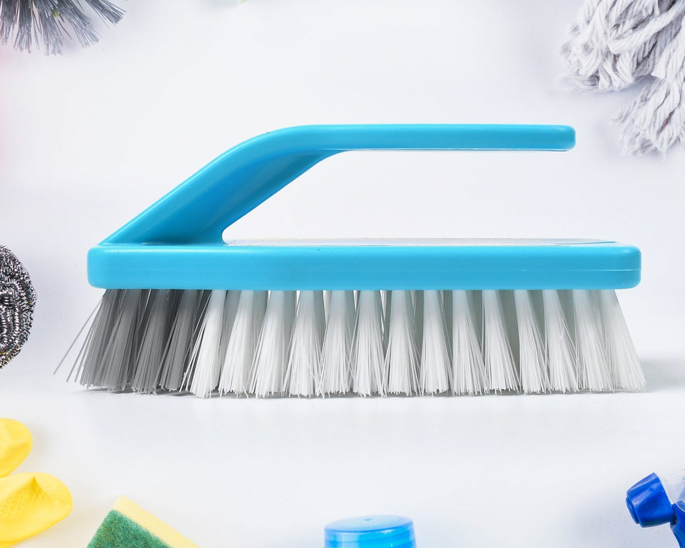 Cleaning brush handle