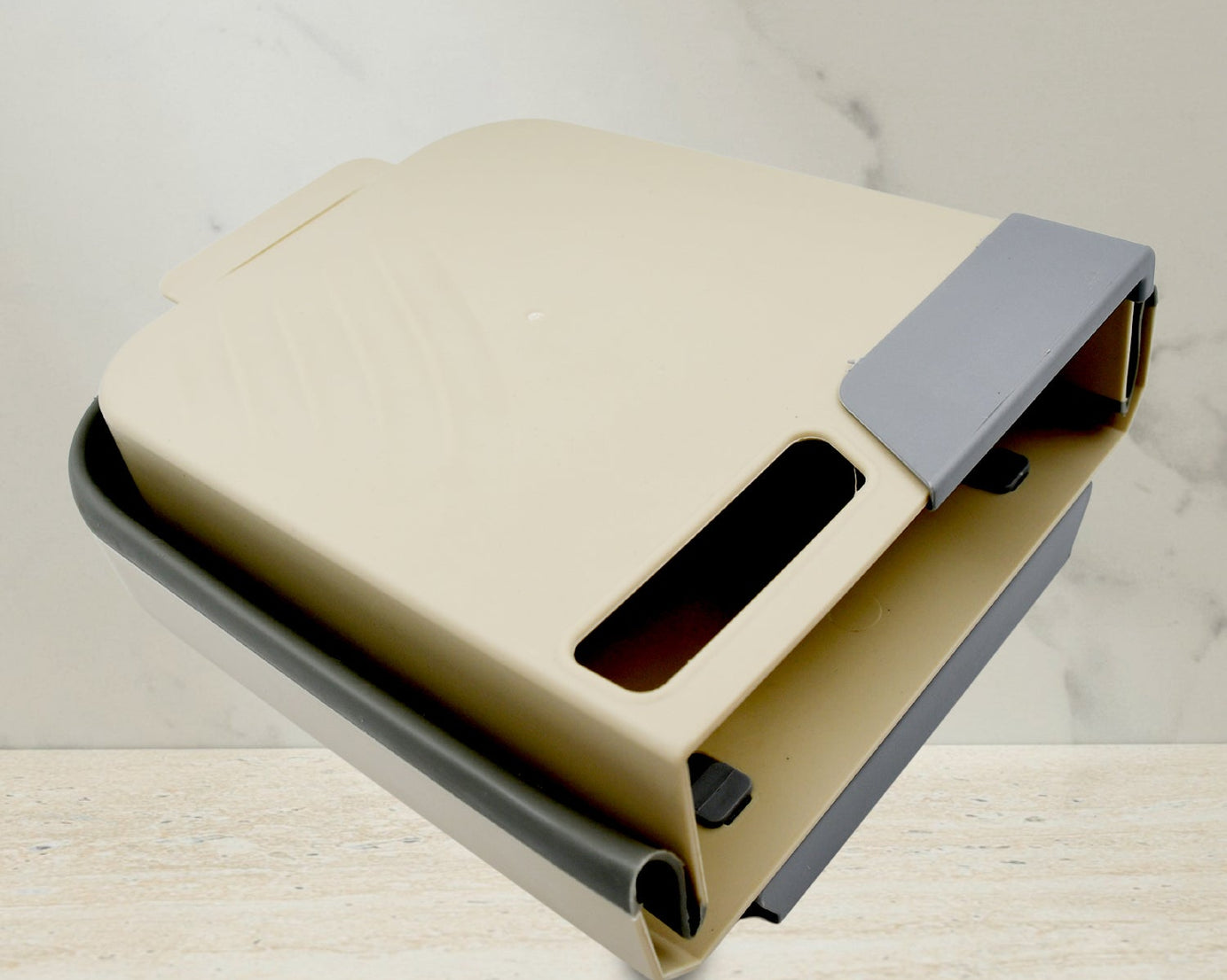 Hanging Trash Can for Kitchen Cabinet Door, Small Collapsible Foldable Waste Bins, Hanging Trash Holder for Bathroom Bedroom Office Car, Portable