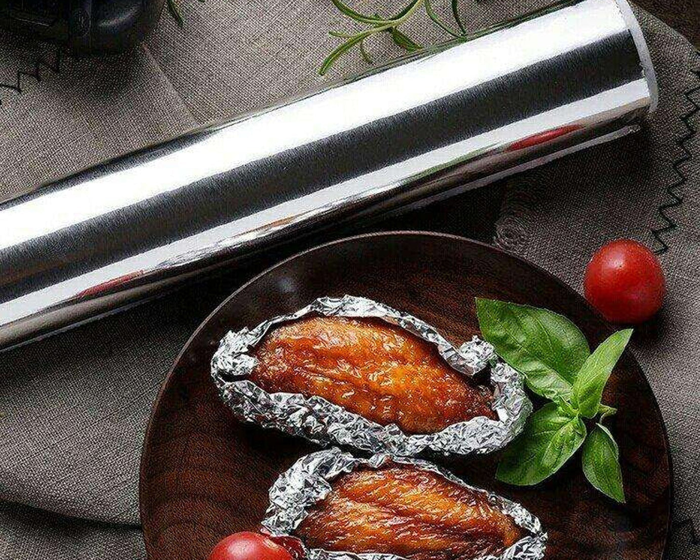 Heavy duty aluminum foil roll, non-stick for grilling