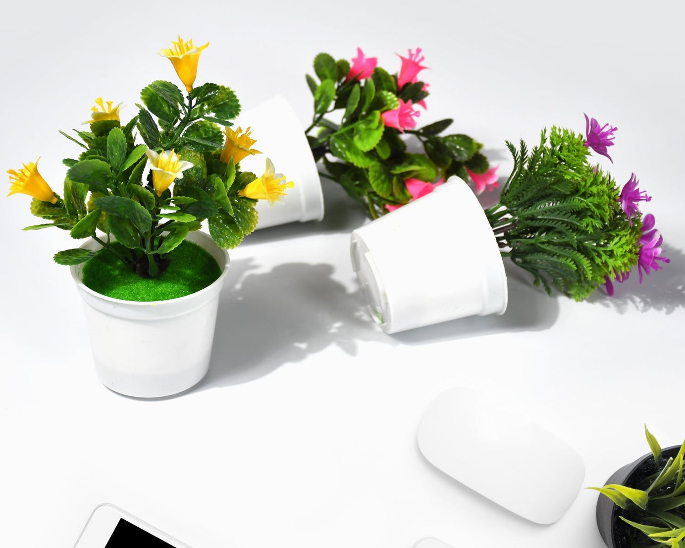 Flower Pot Artificial Decoration Plant | Natural Look & Plastic Material For Home , Hotels , Office & Multiuse Pot