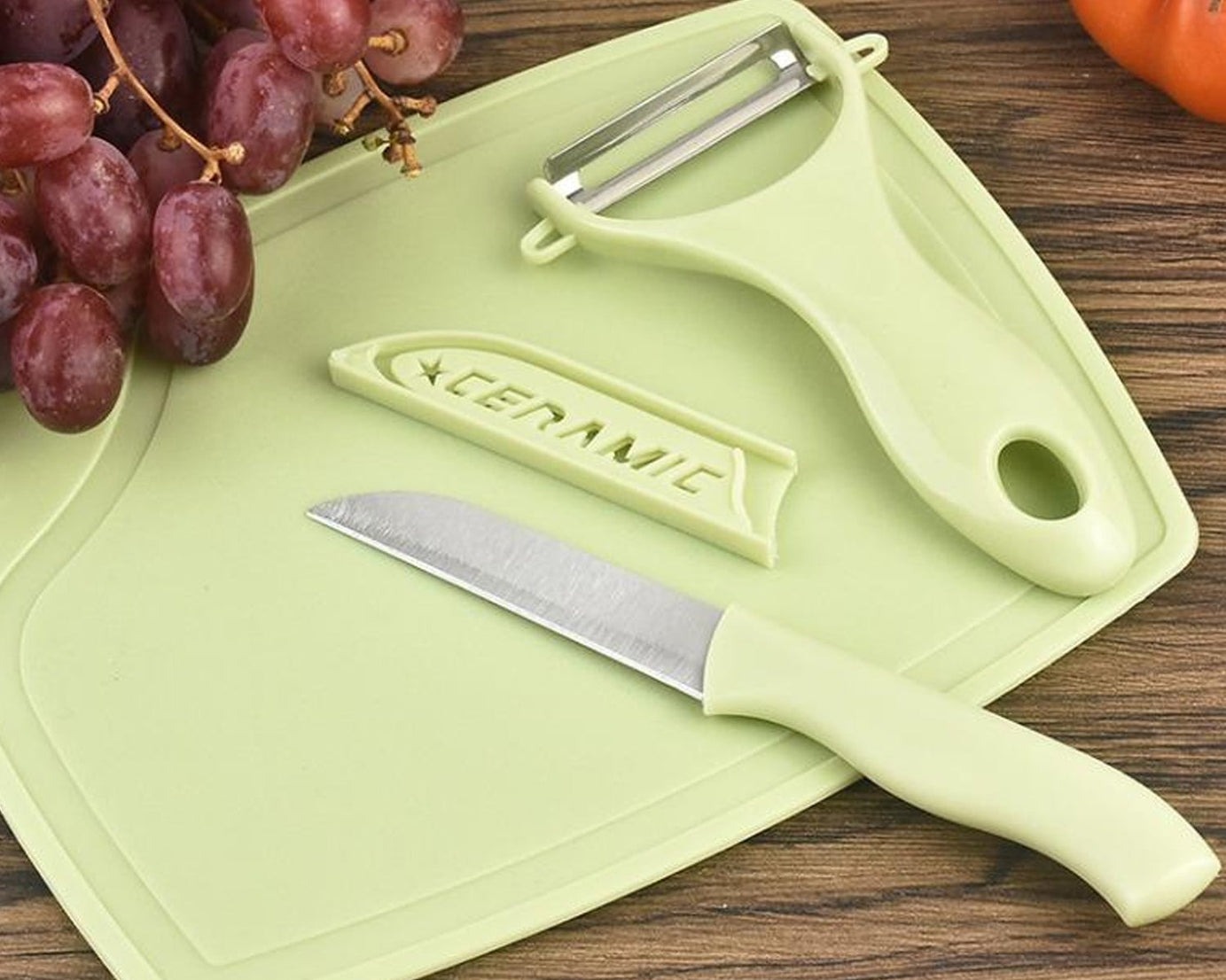 Plastic Kitchen Peeler - Green & Classic Stainless Steel 3-Piece Knife Set Combo