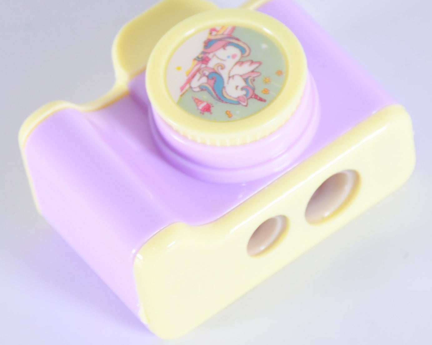 Camera Shape Pencil Sharpener | Simple Student Office Sharpener | Fashionable and Convenient, Lightweight Manual Sharpener for Kids Boys Girls Birthday Return Gifts (1 Pc)