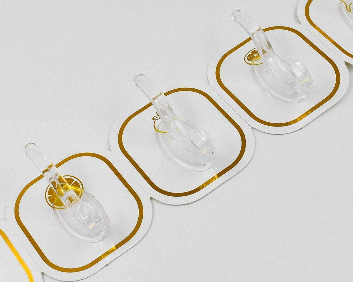 TRANSPARENT ADHESIVE WALL HOOK