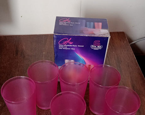 Stylish large glasses for kitchen and official use, great for serving beverages.