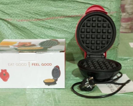 Mini Waffle Maker Machine Waffle Iron Home Appliances Kitchen Gift Easy To Clean, On-Stick Surfaces, Perfect Breakfast, Dessert, Sandwich, Pan Cakes, Paninis / Other Snacks Machine