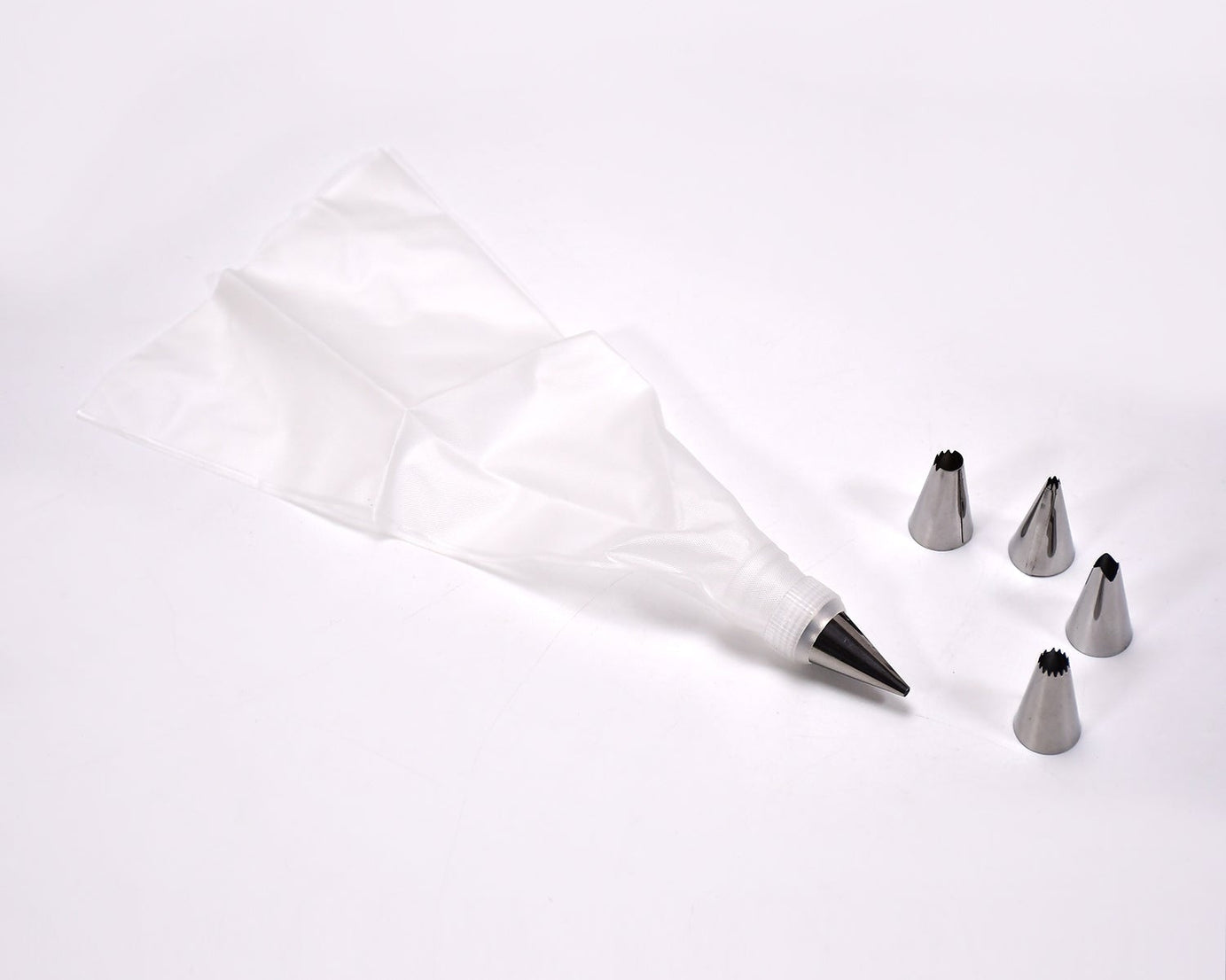 Stainless steel cake decorating nozzle set