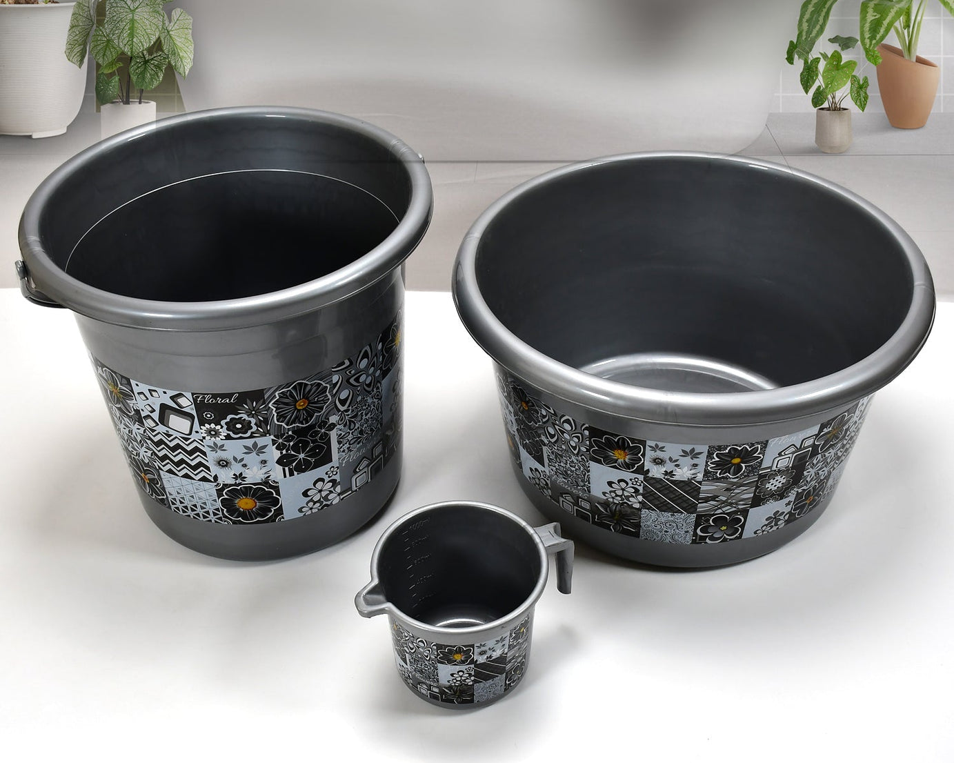 Large capacity bathroom set of 7 pieces