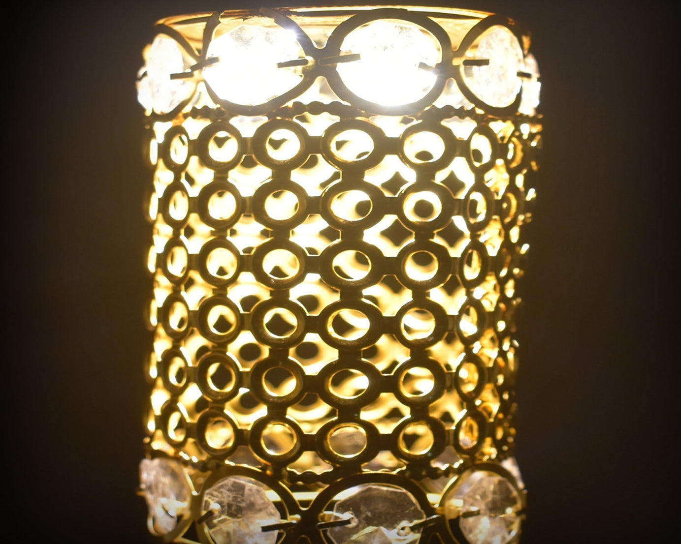 Mixed design diamond jhoomer.