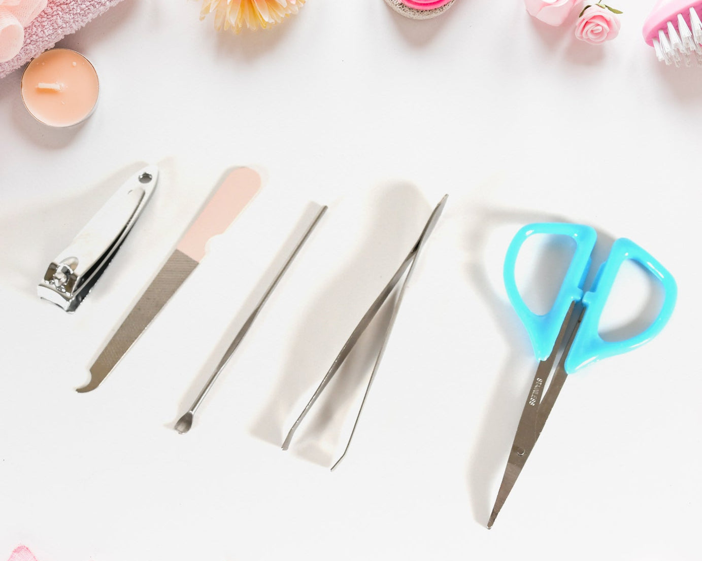 5 IN 1 Stainless Steel Professional Manicure Set, Nail Cutter For Women, Nail Scissors, Luxury Grooming Kit