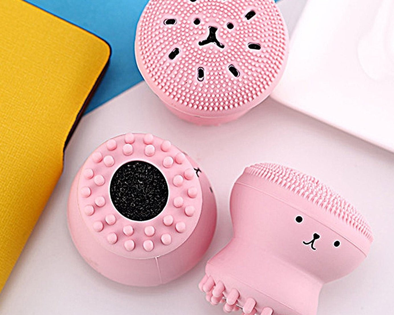 Facial Cleansing Brushes, Cute Octopus Shape Silicone Face Scrubber Massager Skincare Tool (1PC)