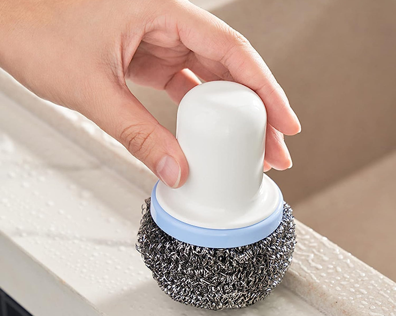 Multifunctional palm dish brush