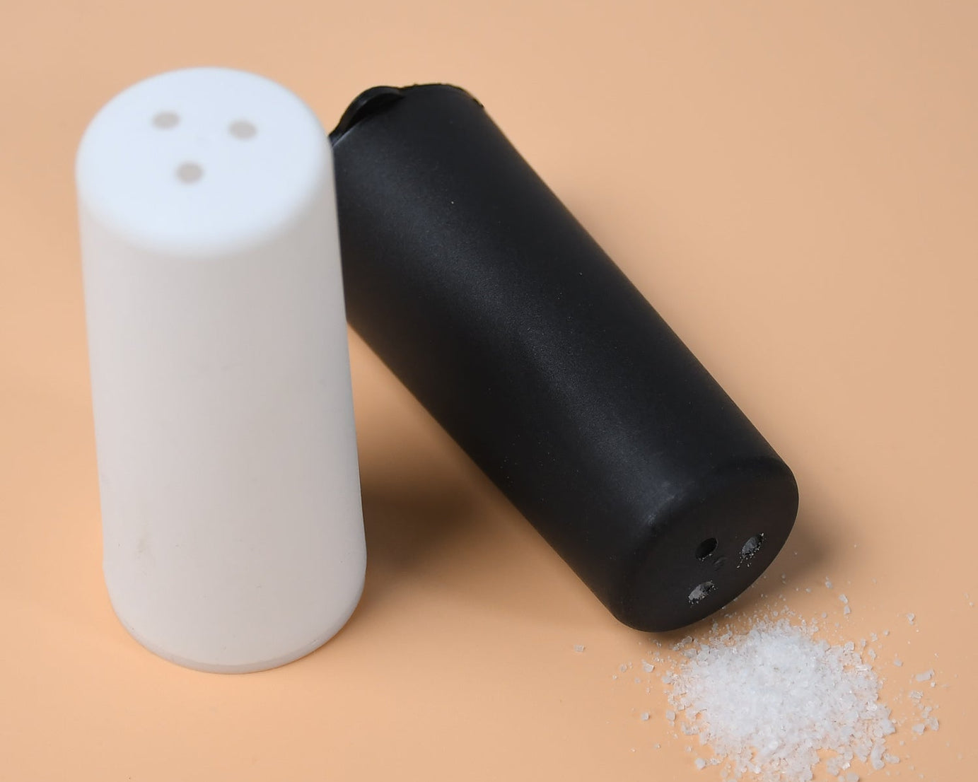 Stainless steel salt pepper set