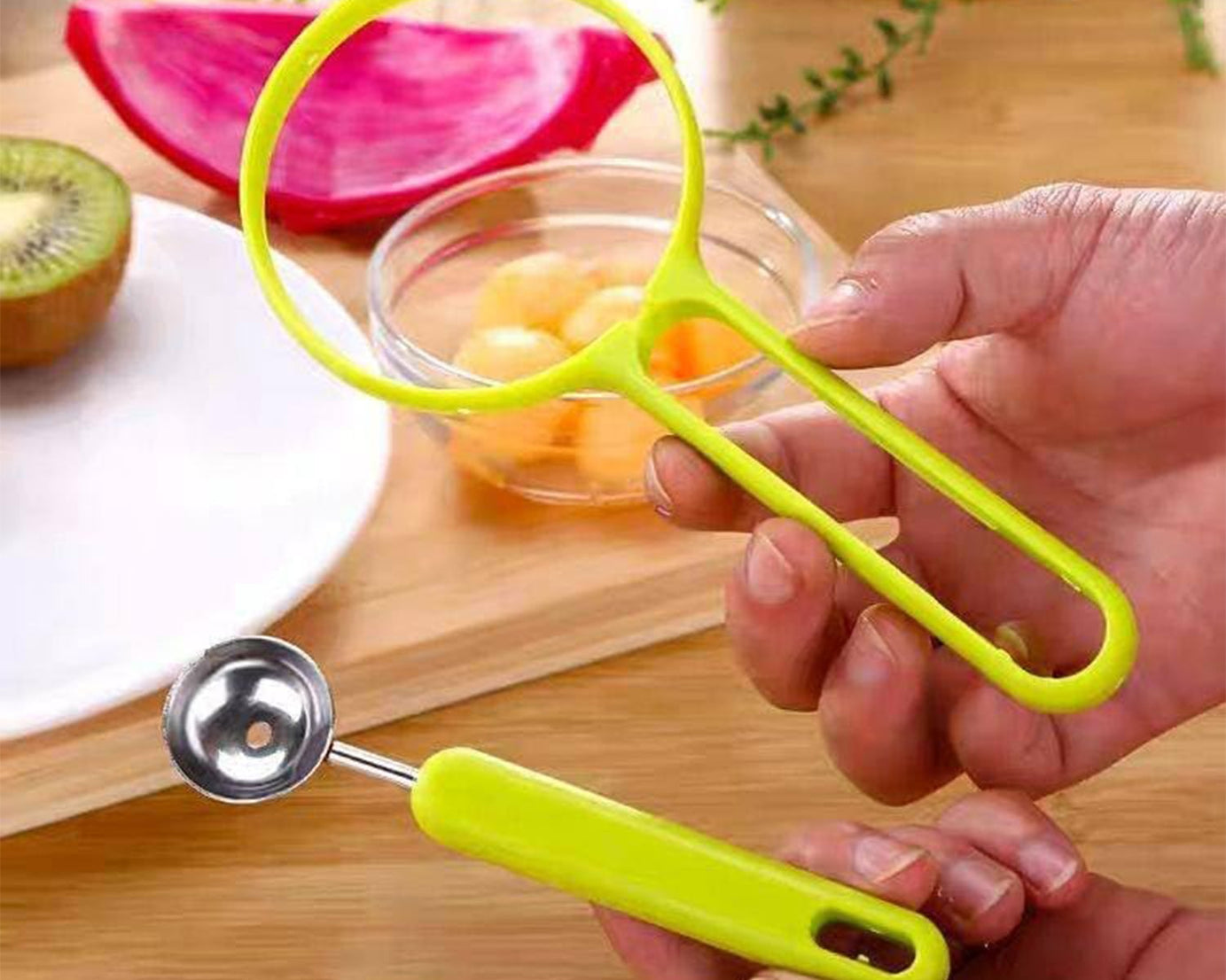 2 in 1 Kitchen Tool - Soft Fruit Peeler and Baller - Avocado, Papaya, Watermelon, Honey Dew - Kitchen Gadget Tool (1 Pc)