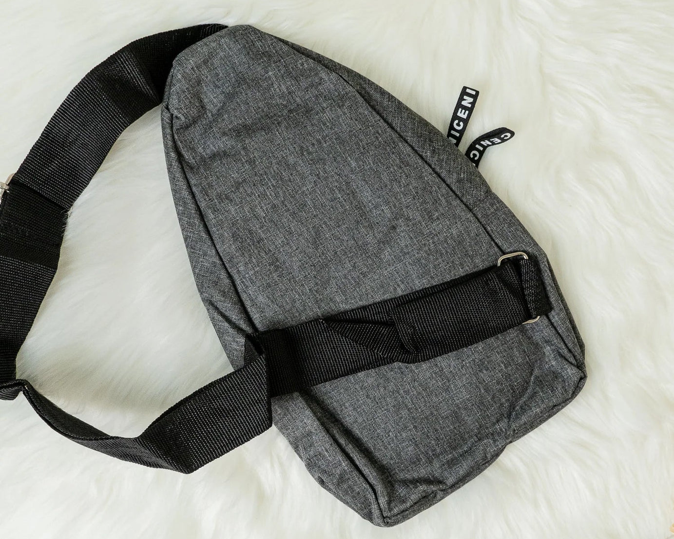 Waterproof Waist Bag, Shoulder Bags USB Charging Earphone Hook Sling Travel Bag (1 Pc)