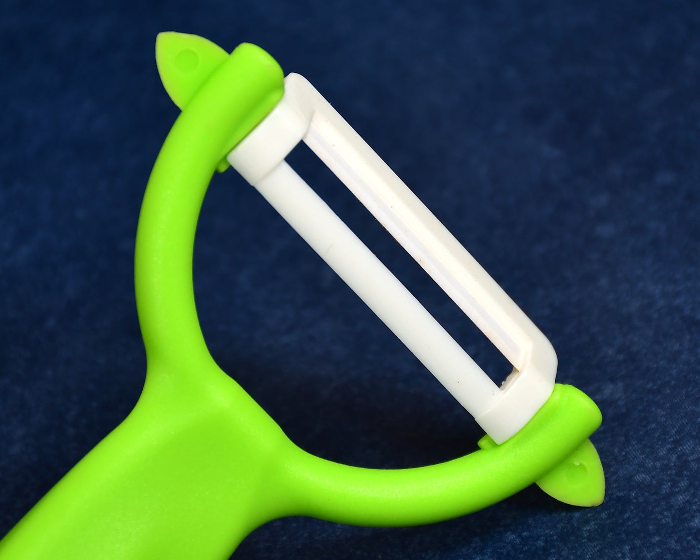 5101 Ceramic Revolution Series Utility Knife and Peeler Gift Set - 2pc