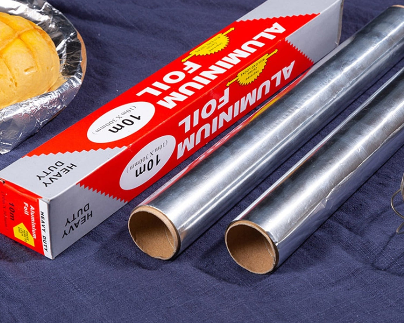 Non-stick aluminum foil, thick and heavy duty, for baking