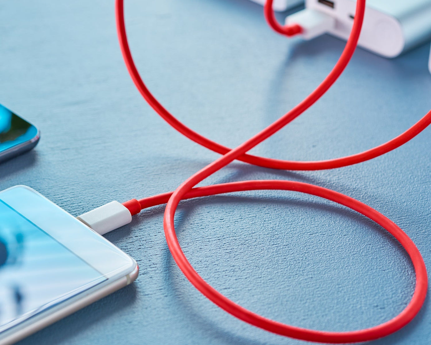 Charger with cable, compatible with iPhone and Android