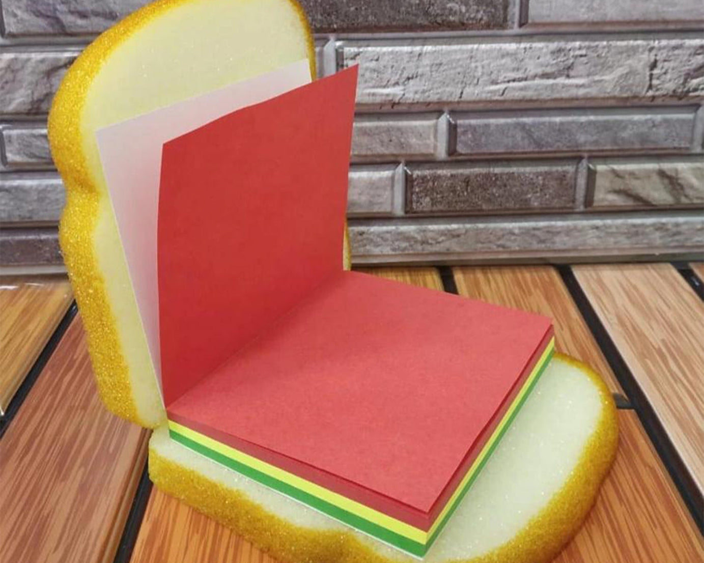 Mini sticky notes in sandwich shape, multicolor