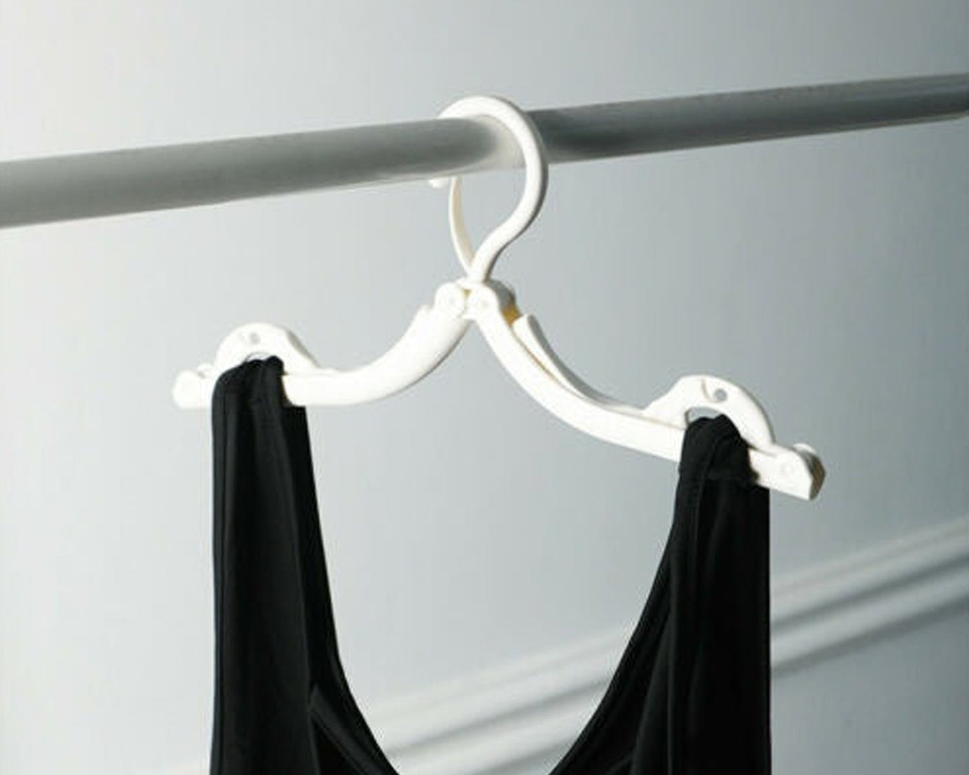 Travel Hangers, Portable Folding Clothes Hangers for Scarves Suits Trousers Pants Shirts Socks Underwear Travel Home Foldable Clothes Drying Rack